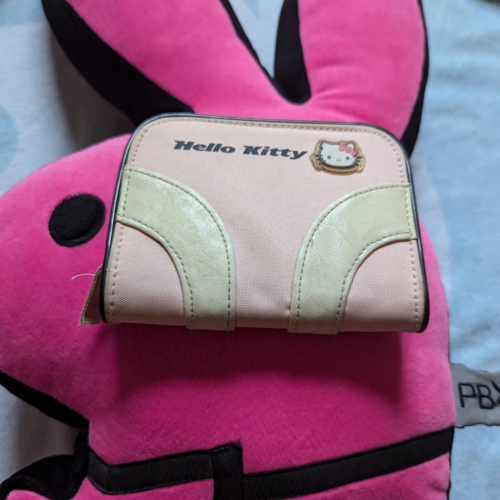 Hello kitty wallet